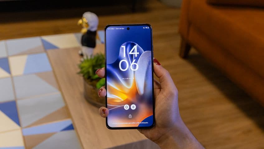 TIM oferece Motorola Edge 60 Neo por R$ 199 na Black Friday, mas com regras especiais.